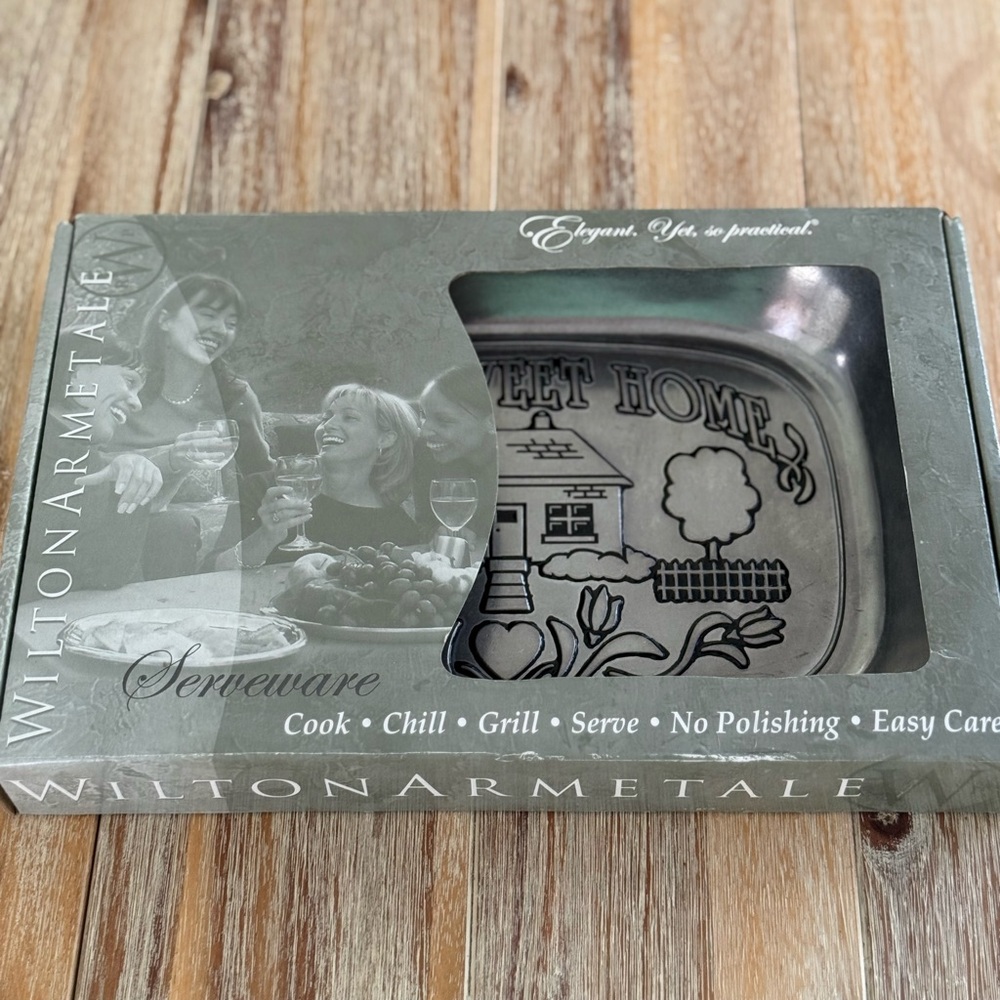Wilton Armetale Home Sweet Home Decorative Tray, Original Box